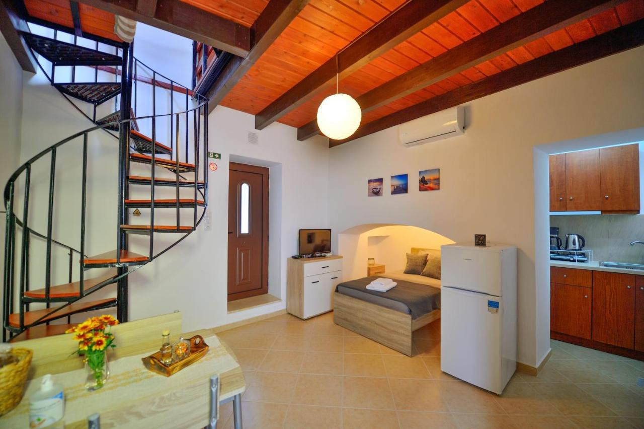 Plokamos House Villa Plokamiana ภายนอก รูปภาพ